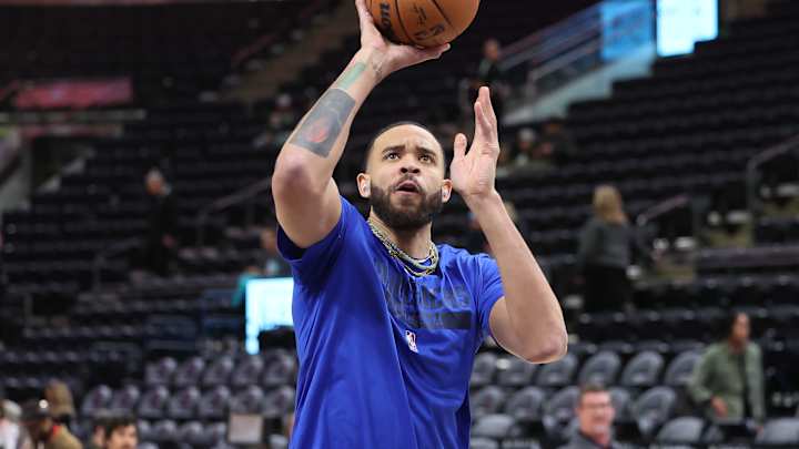 NBA Rumors: Mavs Have 'Looked For Ways' to Trade JaVale McGee