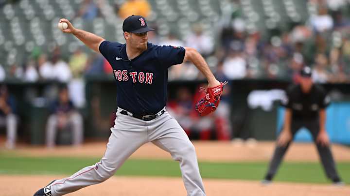 Yankees Officially Sign Ex-Red Sox Hurler After Inconsistent Stint In Boston Yankees Officially Sign Ex-Red Sox Hurler After Inconsistent Stint In Boston