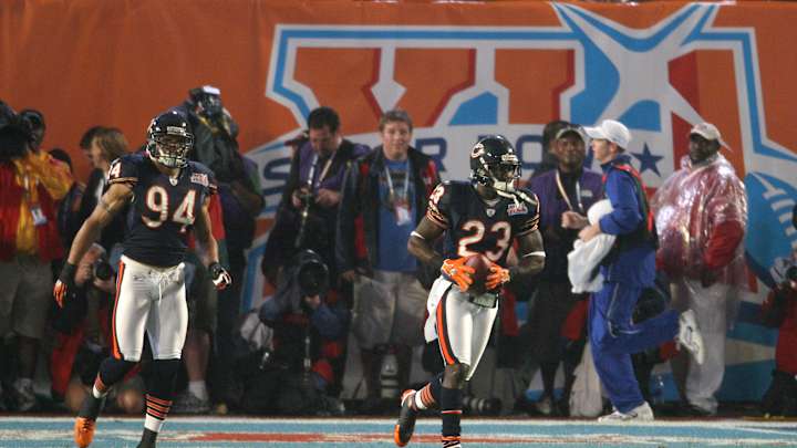 Devin Hester at Center of a Great Debate Devin Hester at Center of a Great Debate