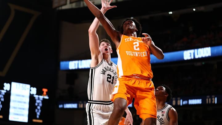 Julian Phillips Stays In NBA Draft, Analyzing The Move