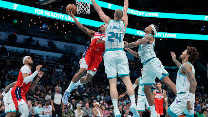 Wizards, Hornets Hoping To End Losing Streak Wizards, Hornets Hoping To End Losing Streak