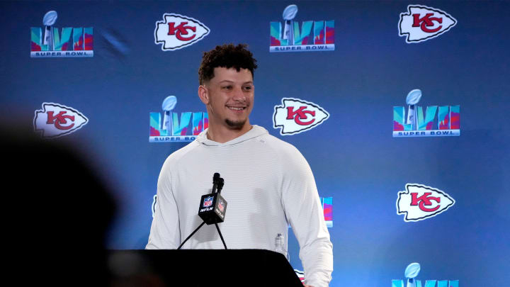 Brandon Marshall Pranked Patrick Mahomes With Fake Rihanna Quote