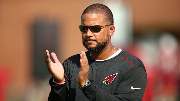 Bills Hire Coach Al Holcomb as Senior Defensive Assistant