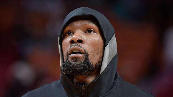 Kevin Durant Trade to Suns Shakes Up NBA Title Odds