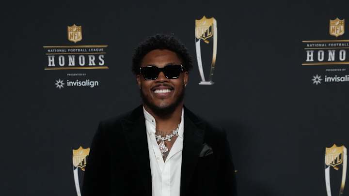 Josh Jacobs Wins FedEx Ground Player of the Year