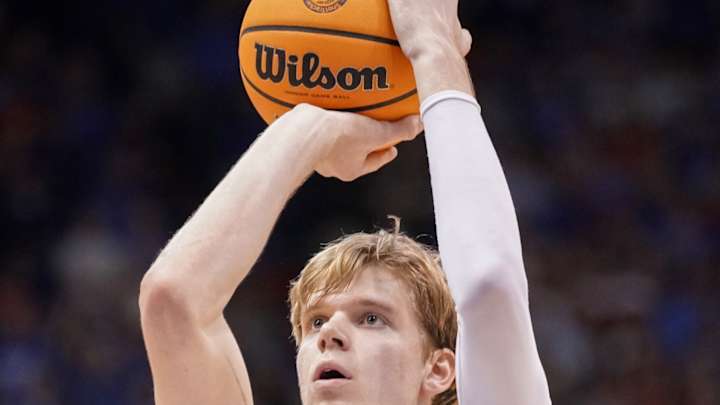 Big 12 Men’s Basketball Midweek Rundown: Kansas, K-State Get Home Wins Over Ranked Teams