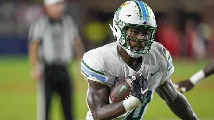 Billy Napier: Cam Carroll a 'Perfect Piece' to Gators' RB Puzzle