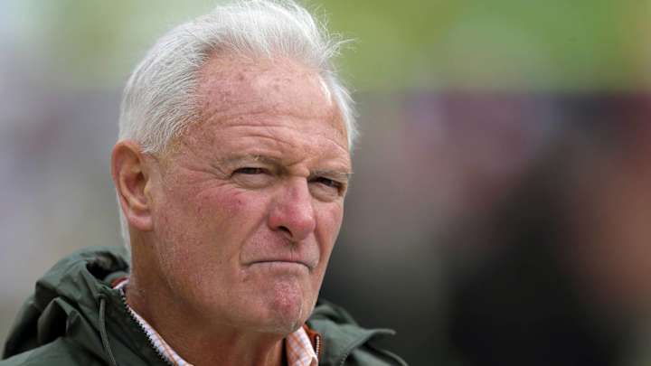 Browns Owners Dee, Jimmy Haslam in Talks to Buy Stake in Bucks, per Report