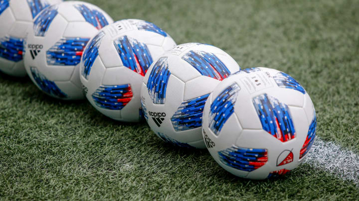 Belgian Goalkeeper, 25, Dies After Collapsing on Pitch Belgian Goalkeeper, 25, Dies After Collapsing on Pitch