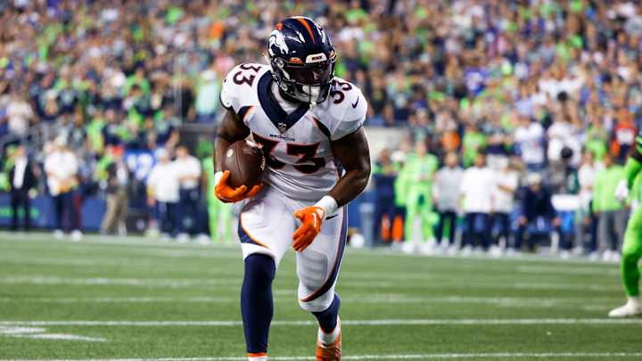 Broncos RB Javonte Williams Doing 'Everything They Ask' in Knee Rehab Broncos RB Javonte Williams Doing 'Everything They Ask' in Knee Rehab