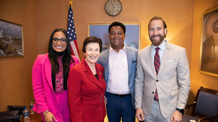 Red Sox Legend Pedro Martinez Helps Raise Awareness For Dominican Diaspora, Dominican Baseball Players