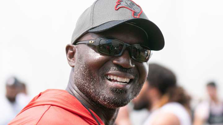 Buccaneers listed with top odds to land Four-Time Pro Bowl Quarterback according to Betting Service