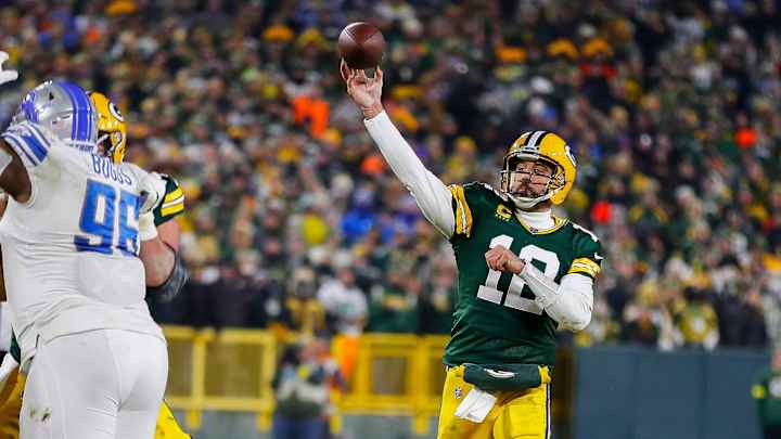 Raiders Remain Favorite in New Next-Team Odds for Rodgers