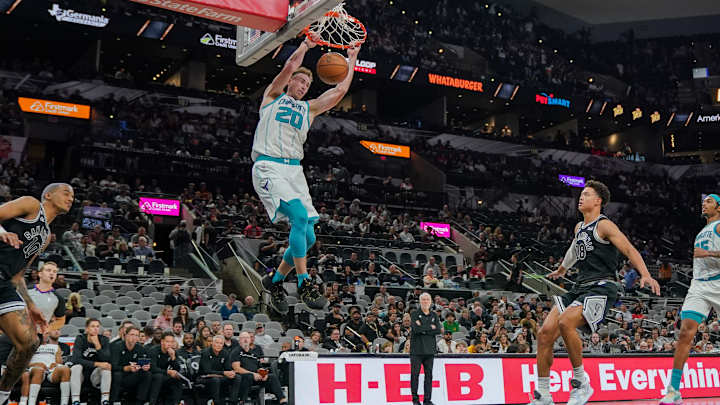 Spurs vs. Hornets GAMEDAY Preview: San Antonio Looks to Avoid Franchise-Low Skid Spurs vs. Hornets GAMEDAY Preview: San Antonio Looks to Avoid Franchise-Low Skid