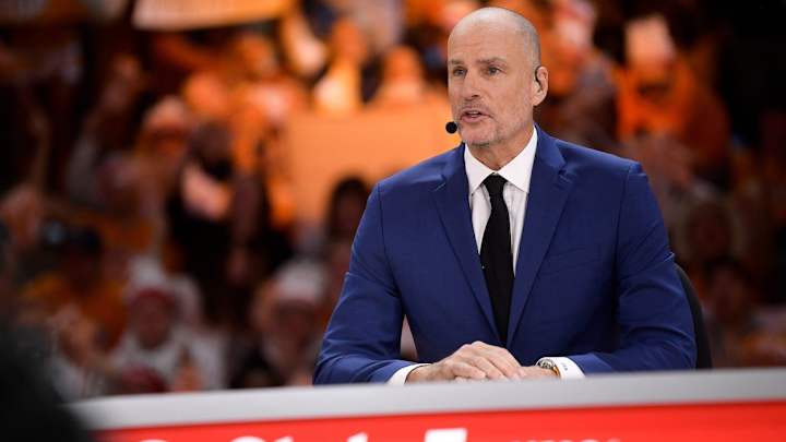 ESPN Analyst Jay Bilas Believes Pitt Should Be Ranked ESPN Analyst Jay Bilas Believes Pitt Should Be Ranked