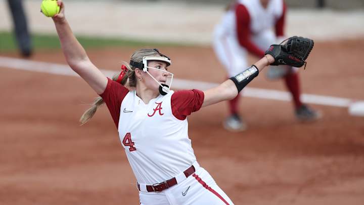 Fouts Dazzles for Alabama Softball in Game 1, Tide fizzles in Game 2 Against Auburn