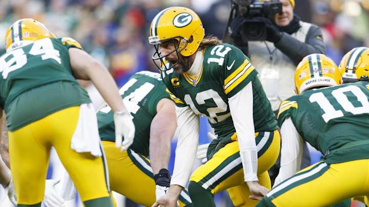 Packers Tumble in Latest Next-Team Odds for Rodgers