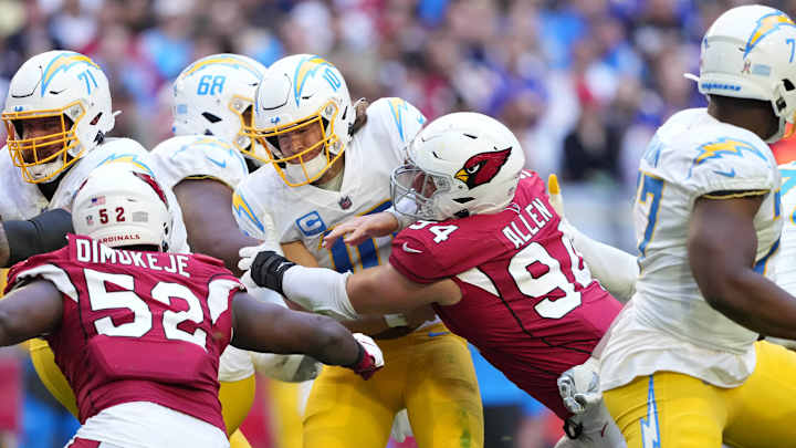 One Cardinals Free Agent Might Suit Bears