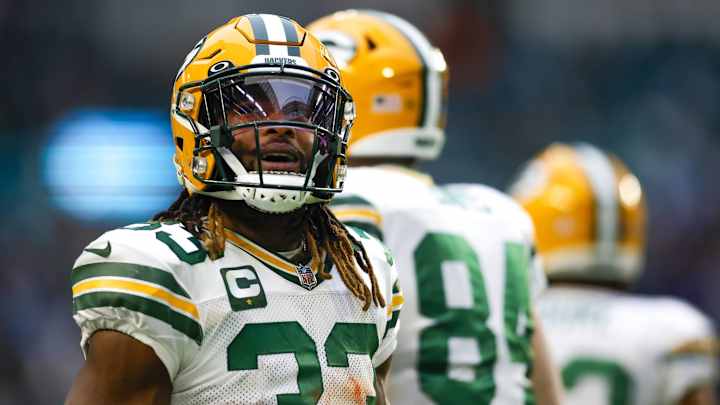 Aaron Jones, Packers Agree to Restructured Deal for 2023 Season, per Report