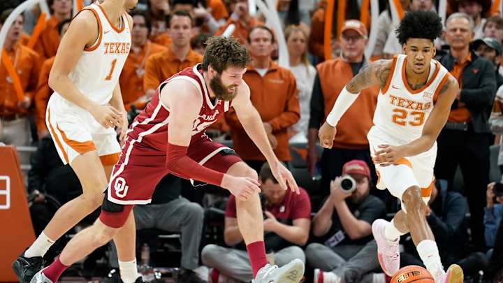 Oklahoma's Upset Bid Falls Short Against No. 6 Texas