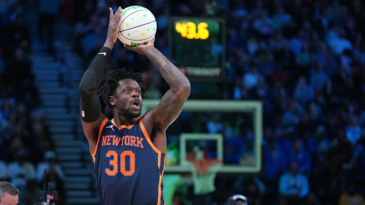 Julius Randle Made His Own Son Cry With Abysmal Three-Point Contest Display