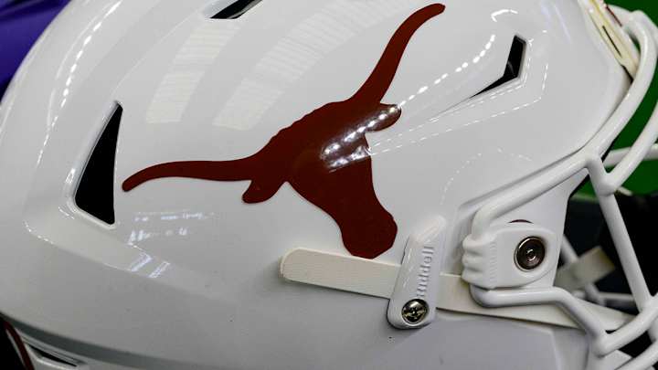 Texas Coordinators, Assistants to Get Contract Extensions, per Report