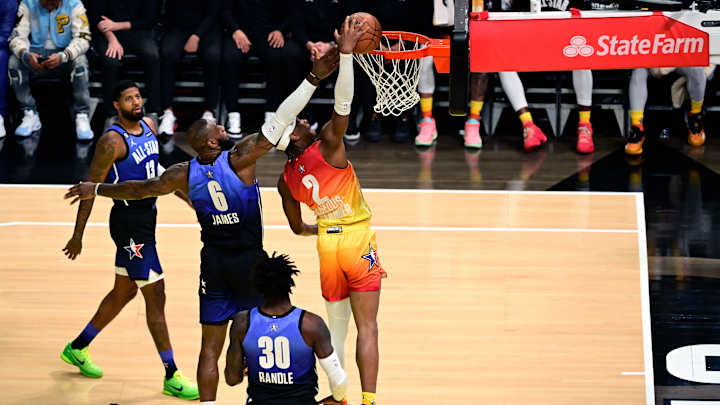 Gilgeous-Alexander Notches Productive Performance in First All-Star Game