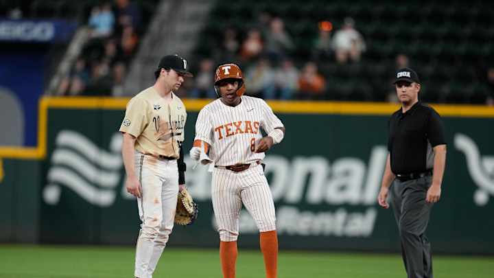 Longhorns Notebook: Cold Bats, Defensive Miscues See Texas Start 0-3