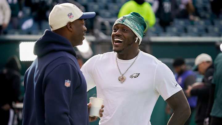 AJ Brown Reveals He Told Eagles All of Titans’ Offensive Signals