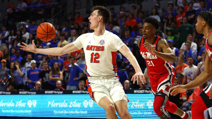 Kentucky Expecting Florida to Play 'The Exact Same' Without Colin Castleton Kentucky Expecting Florida to Play 'The Exact Same' Without Colin Castleton