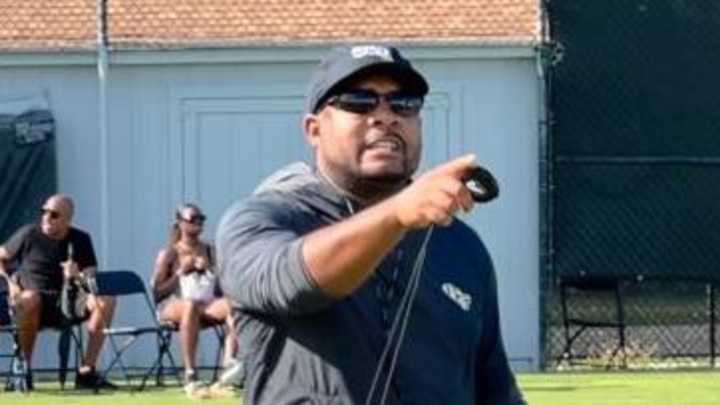 New Miami Hurricanes Running Backs Coach Tim Harris Will Put In The Work Expected From Mario Cristobal