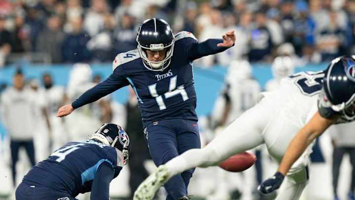 Tennessee Titans Release Kicker Randy Bullock, Save $2 Million in Cap Space