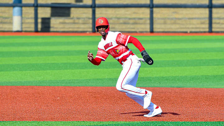 Louisville Outlasts Xavier in Midweek Showdown Louisville Outlasts Xavier in Midweek Showdown