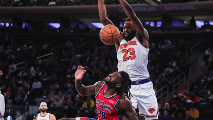 Knicks Get Good Mitchell Robinson News - Ready For Friday?