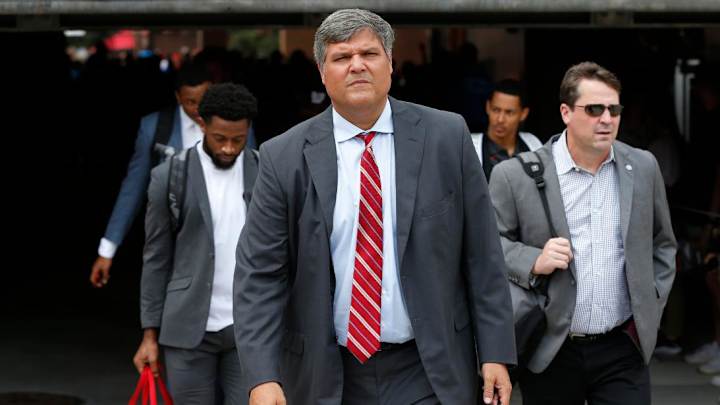 Notre Dame Interviews Matt Luke For Its Offensive Line Position