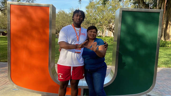 Blue-Chip DL Nicolas, Mom Get 'Good Vibe' from Miami, Mario Cristobal