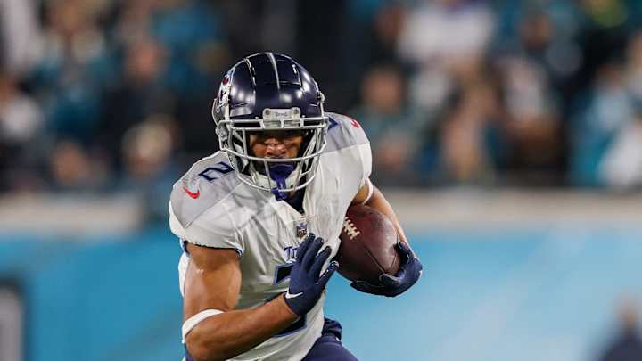 Should the Colts Sign Robert Woods?