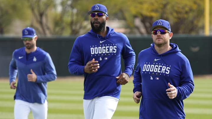 Dodgers News: Max Muncy Has Gone Back to His Old Swing Early in Camp Dodgers News: Max Muncy Has Gone Back to His Old Swing Early in Camp