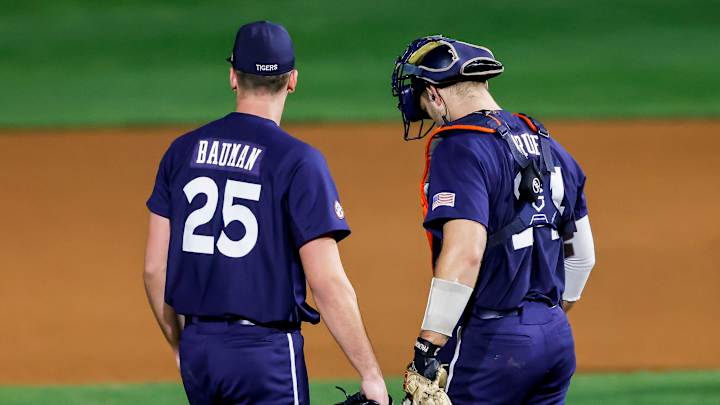 WATCH: Nate LaRue has an incredible tag at home plate for Auburn baseball