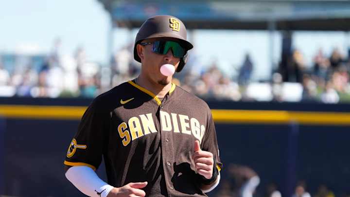 Padres News: MLB Analyst Slams Friars' Approach with Manny Machado, Lowball Offer