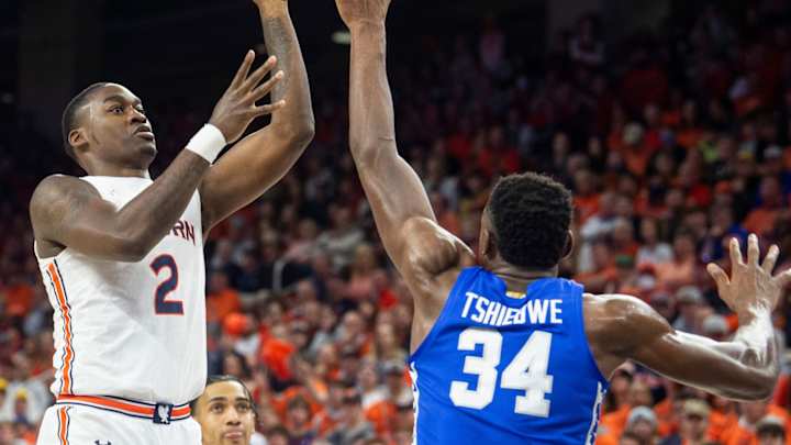 Similar Seasons Come to Crossroads in Lexington as Kentucky Hosts Auburn