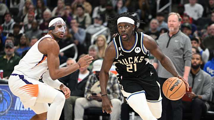 Mike Budenholzer praises Jrue Holiday's clutch defense - "He's got a knack for getting deflections and steals in meaningful moments"