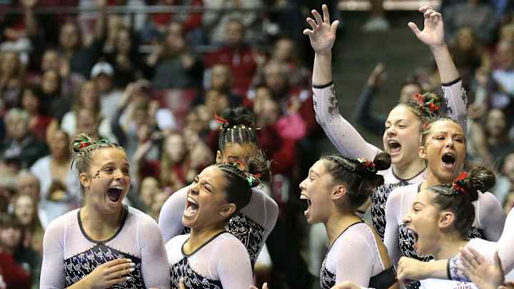 Is There a Scoring Problem in College Gymnastics? Just a Minute Is There a Scoring Problem in College Gymnastics? Just a Minute