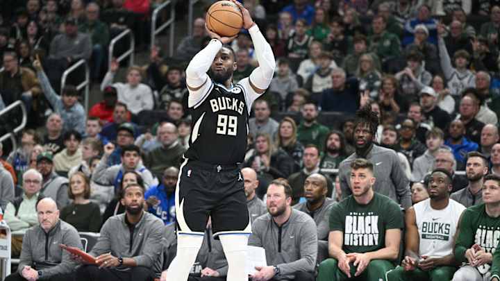 Jae Crowder, Goran Dragic, Meyers Leonard all out for the game vs. the Utah Jazz Jae Crowder, Goran Dragic, Meyers Leonard all out for the game vs. the Utah Jazz