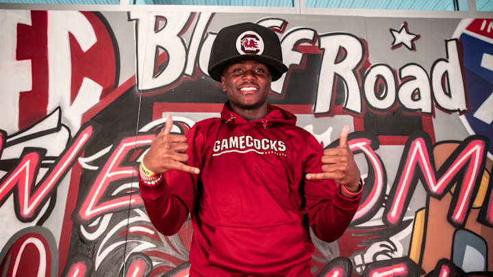 Michael Smith Touted as a Top Performer at Under Armour All-America Camp