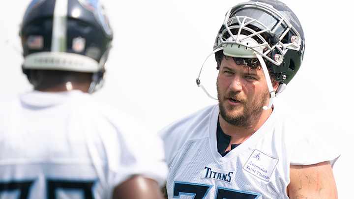 Taylor Lewan Shares Sad Photo of How Titans Dropped Off His Stuff After Release