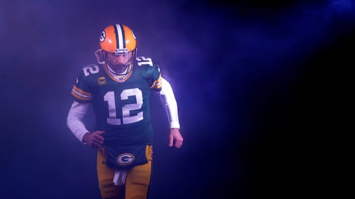 Aaron Rodgers Still Weighing Options on Future After Darkness Retreat