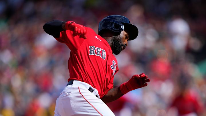 AL Central Club Takes Chance On Ex-Red Sox Fan Favorite All-Star With Minor League Deal