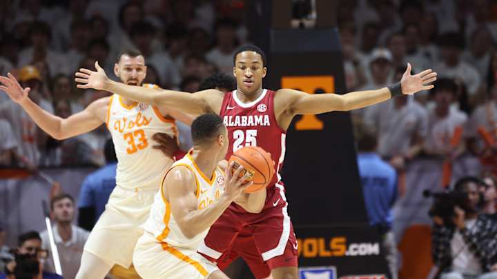 Instant Reaction to Nimari Burnett Transferring: Just a Minute