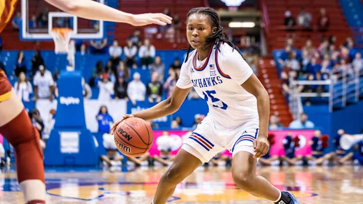 Franklin scores career-high 31 as Jayhawks hold off Cyclones